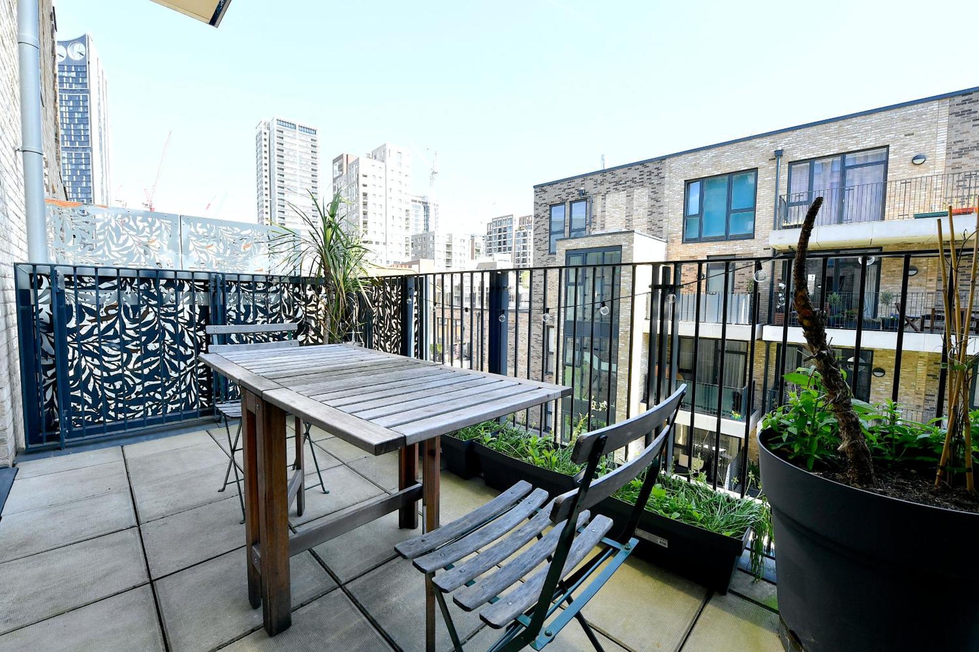 Bright Amelia Lodge - 2 Bed 1 Bath With Wifi And Netflix In The Heart Of 伦敦 外观 照片
